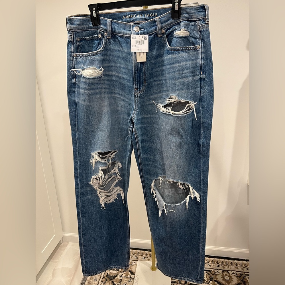 NWT American Eagle Super High-Rise Baggy Straight jeans